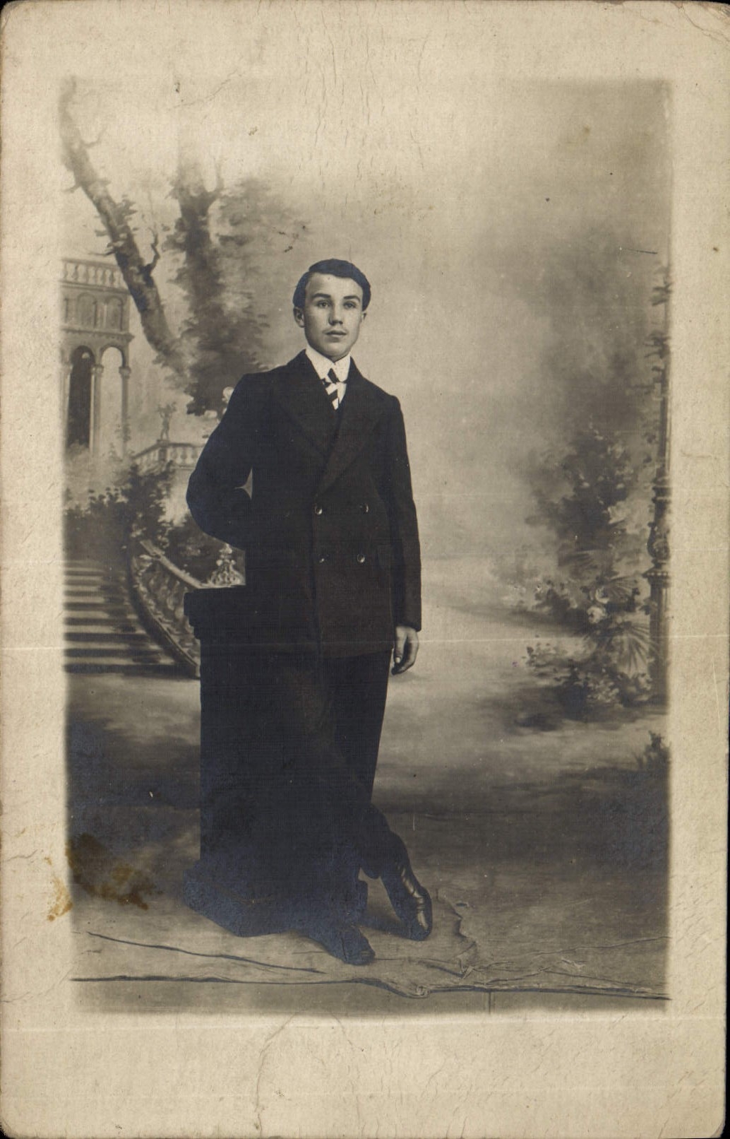 CARTE PHOTO Jeune Homme