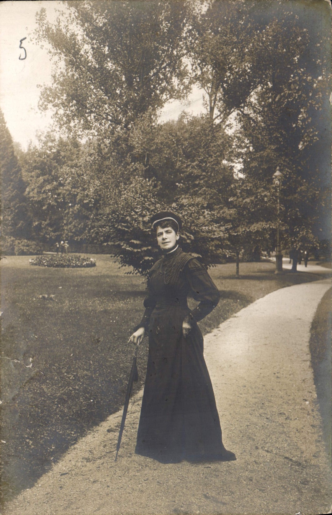 CARTE PHOTO Femme