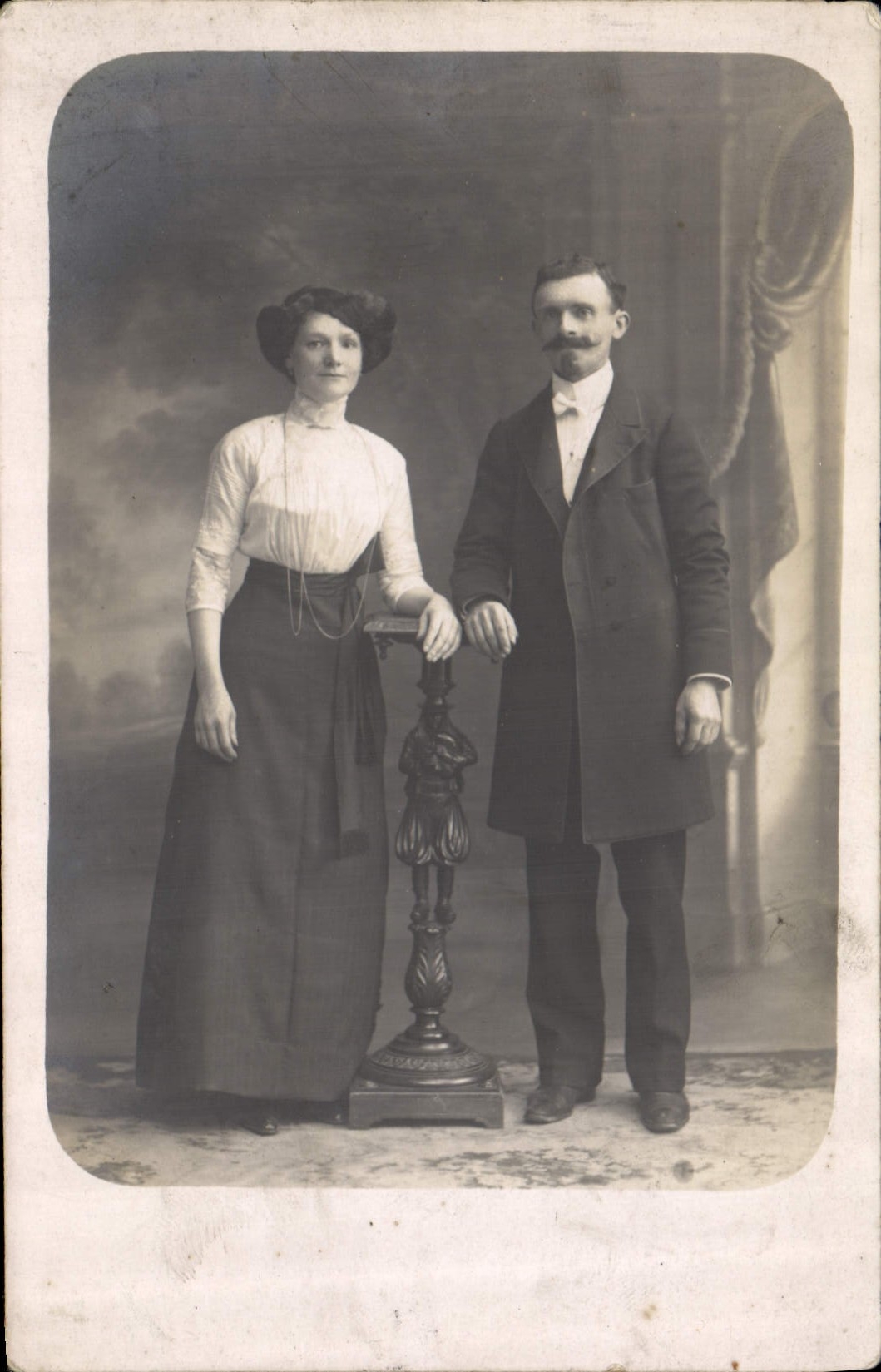 CARTE PHOTO Femme
