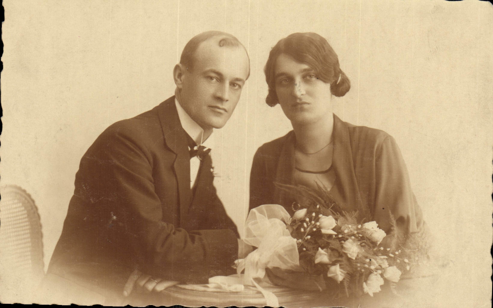 CARTE PHOTO Femme