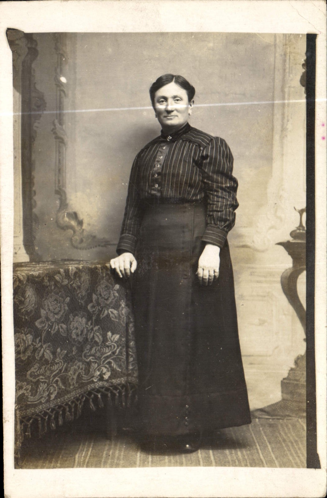 CARTE PHOTO Femme
