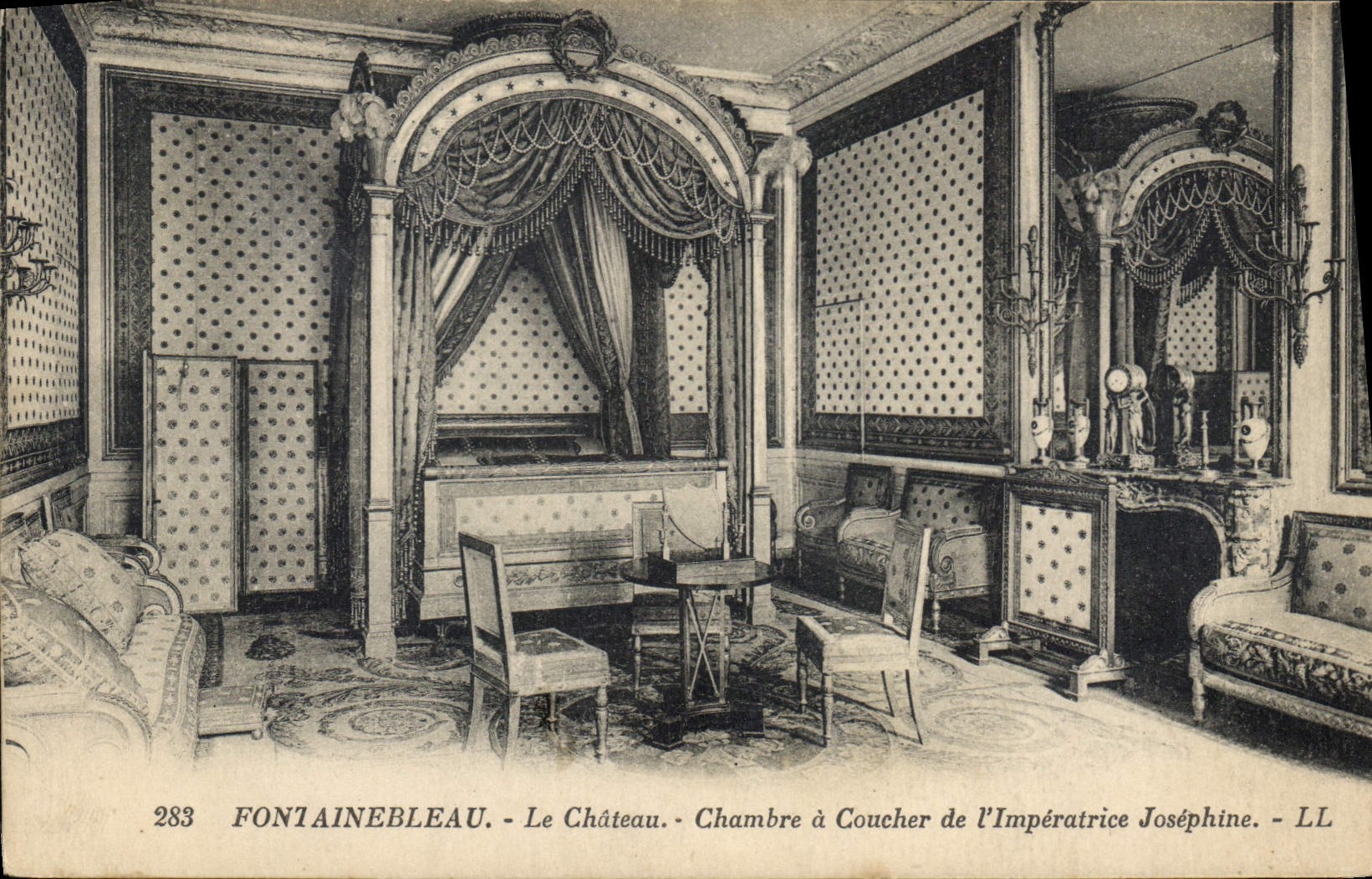 Fontainebleau - Le Château - Chambre à Coucher de l'Impératrice Joséphine - LL