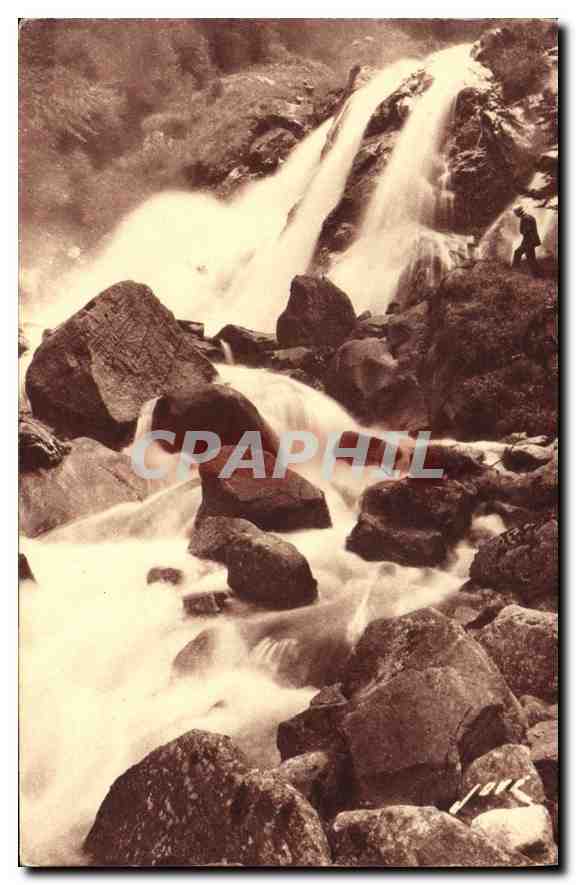 CPA Cauterets La Raillere Cascade de Lutour 