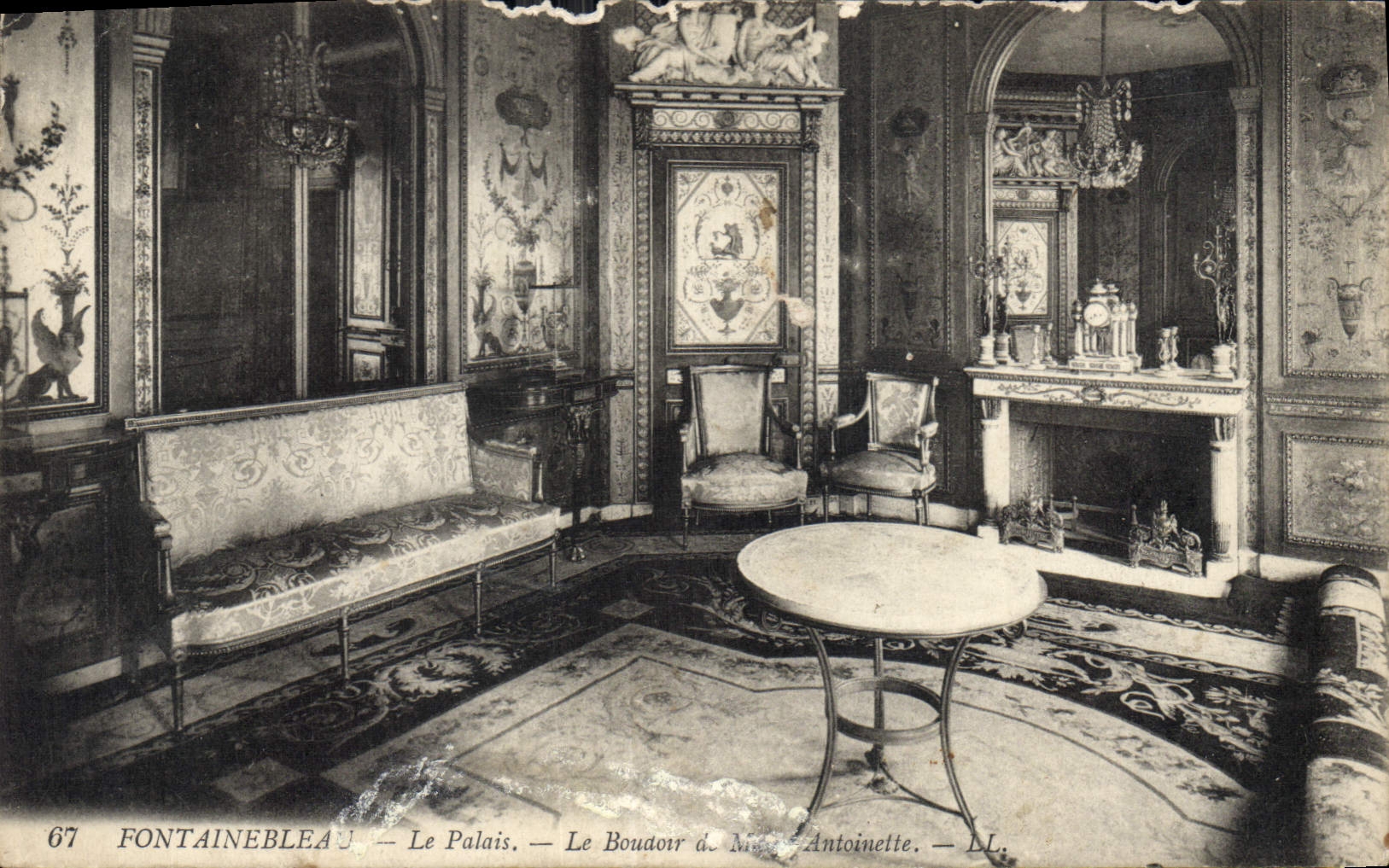Fontainebleau — Le Palais. — Le Boudoir de Madame Antoinette. — LLi
