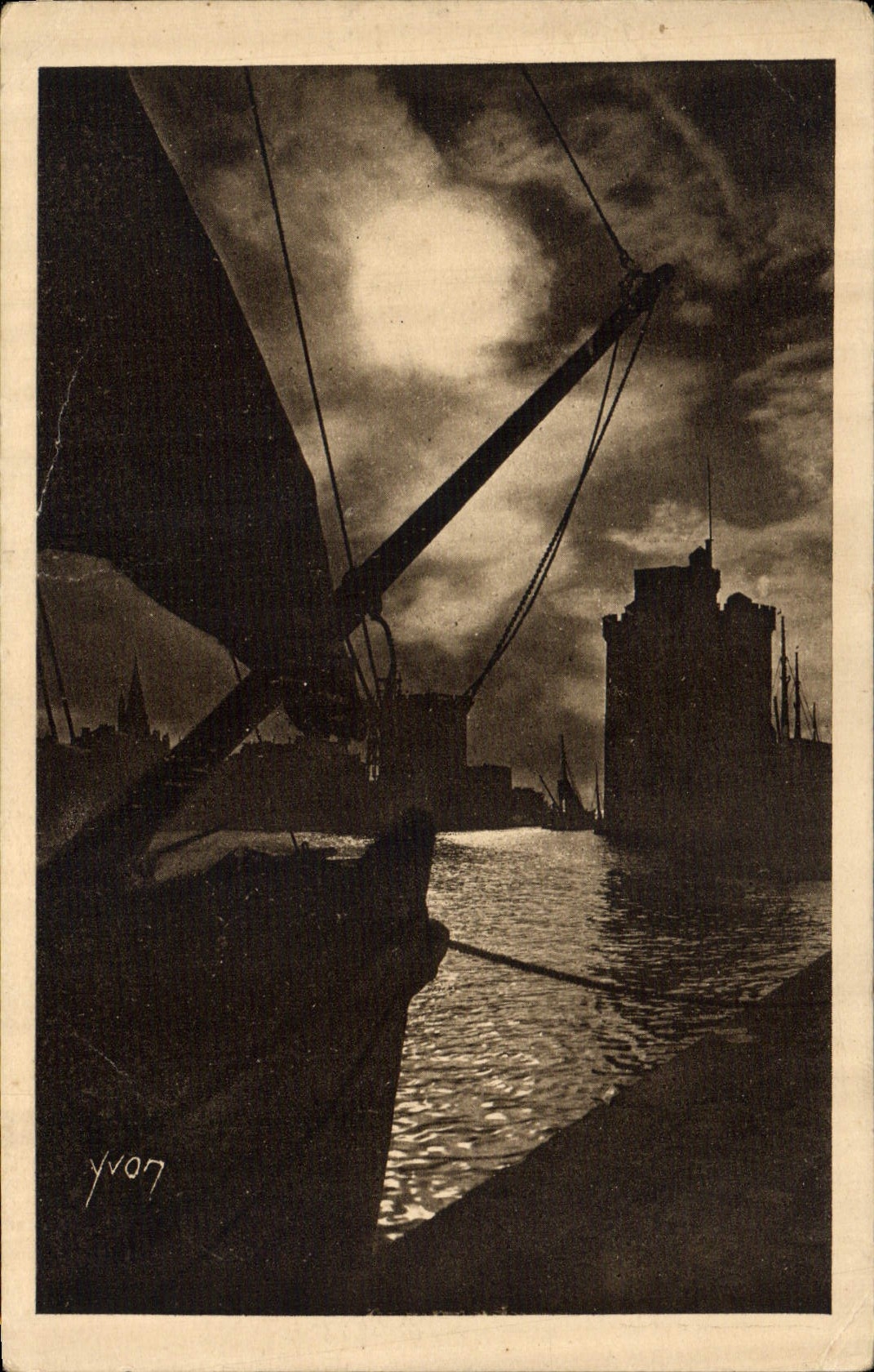 CPA La Rochelle Bateaux de peche