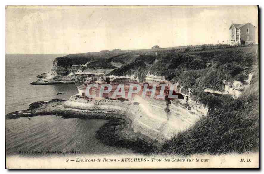 CPA Environs de Royan Meschers Trou des Cadets sur la mer 