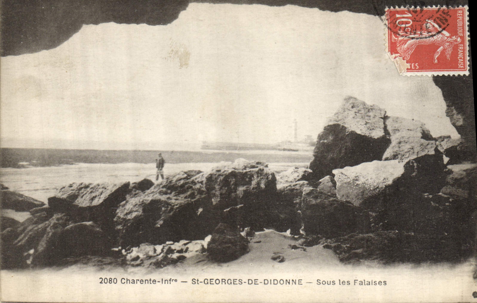 St-Georges-de-Diddonne — Sous les Falaises — F. Braun, Royan (Charente-Inférieure) — n° 2080