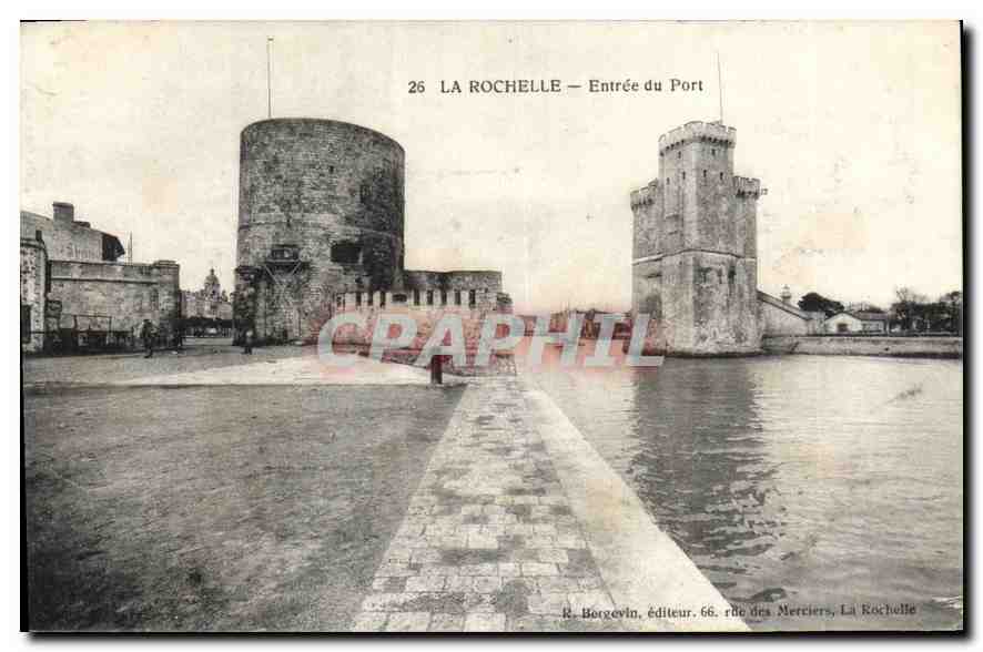 CPA La Rochelle Entree du Port 