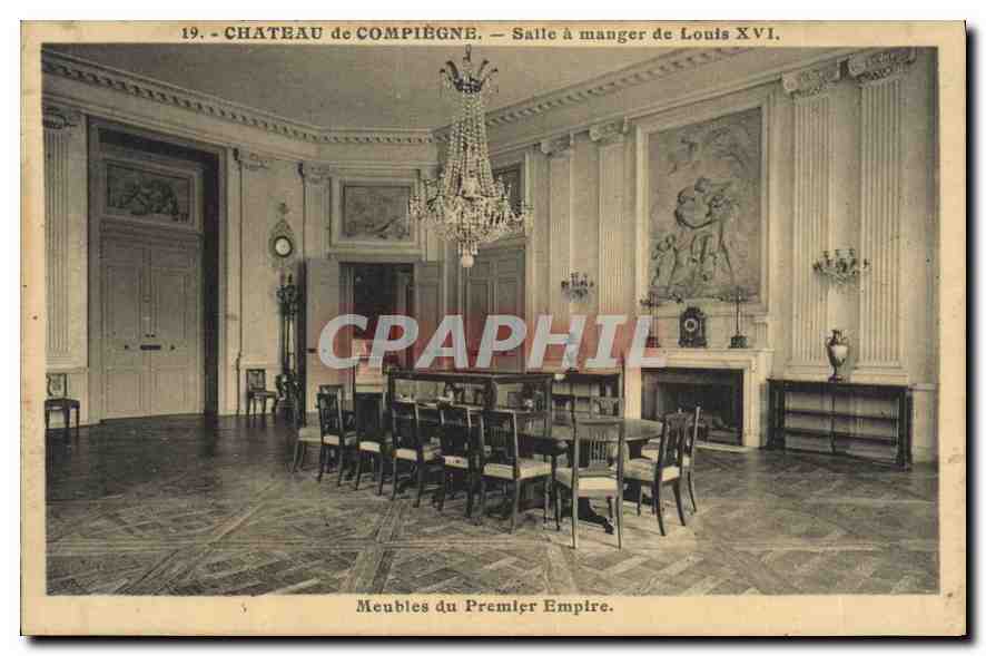 CPA Chateau de Compiegne Salle a manger de Louis XVI Meubles du Premier Empire 