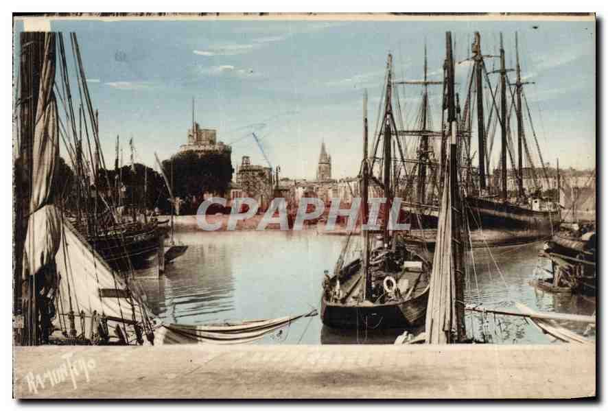 La Rochelle — Le Bassin Vieux — Éditions Artistiques R. Bergevin