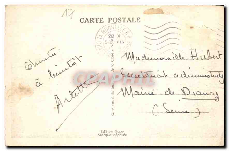 CPA La Rochelle Le Port et les Deux Tours Bateaux — Verso