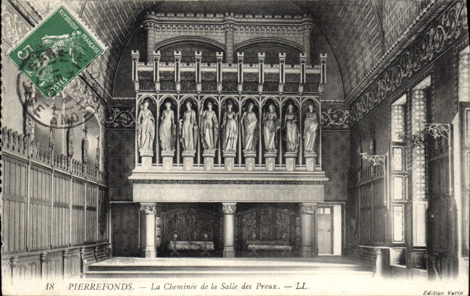 CPA Pierrefonds La Cheminee de la Salle des Preux 
