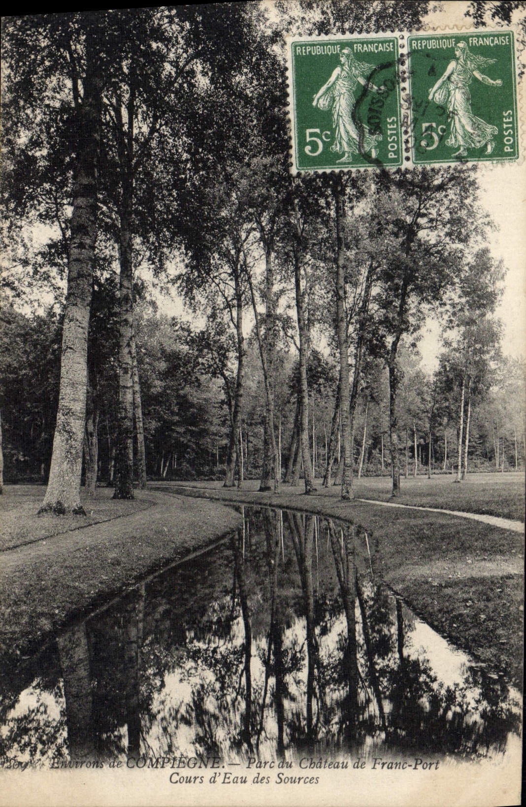 CPA Environs de Compiegne Parc du Chateau de Franc Port Cours d'Eau des Sources 