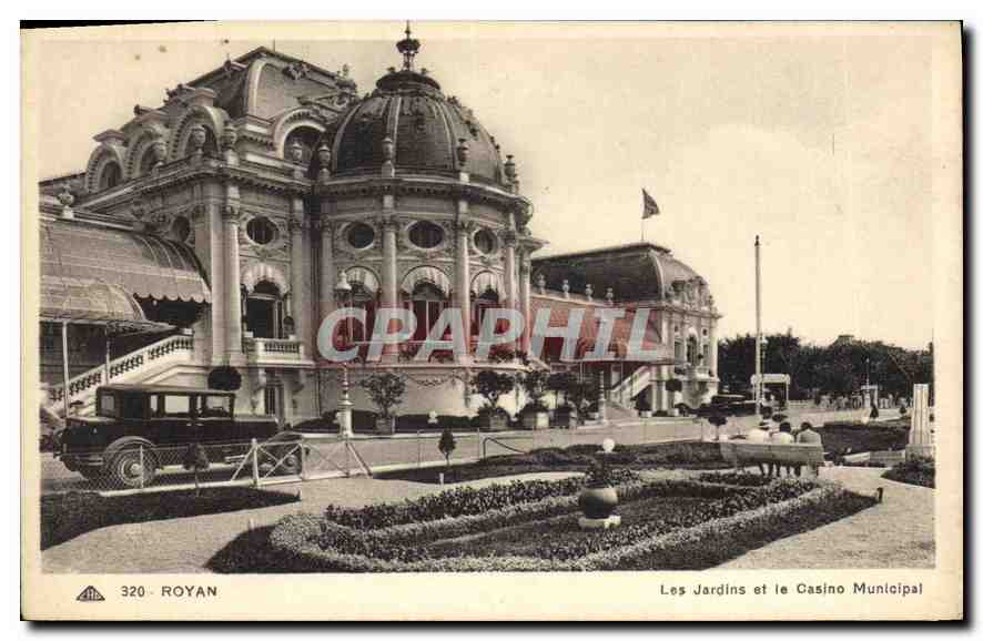 CPA Royan Les Jardins et le Casino Municipal 