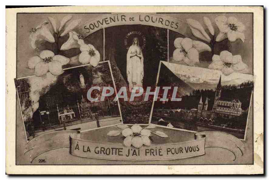 CPA Souvenir de Lourdes A la Grotte J'Ai prie pour vous 