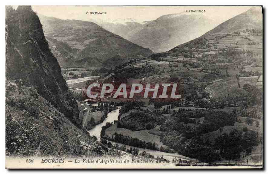 CPA Lourdes La Vallee d'Argeles vue de Funiculaire 