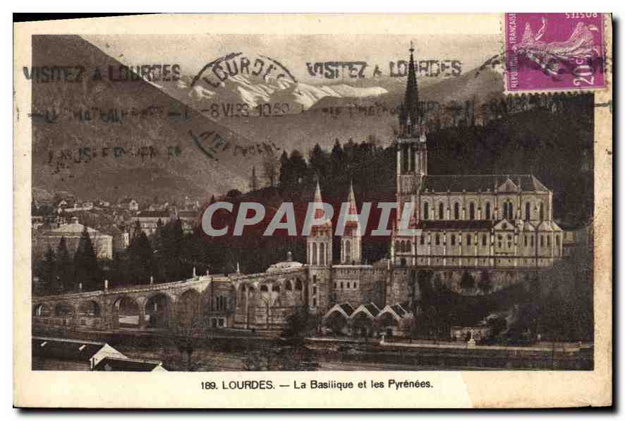CPA Lourdes La Basilique et les Pyrenees 