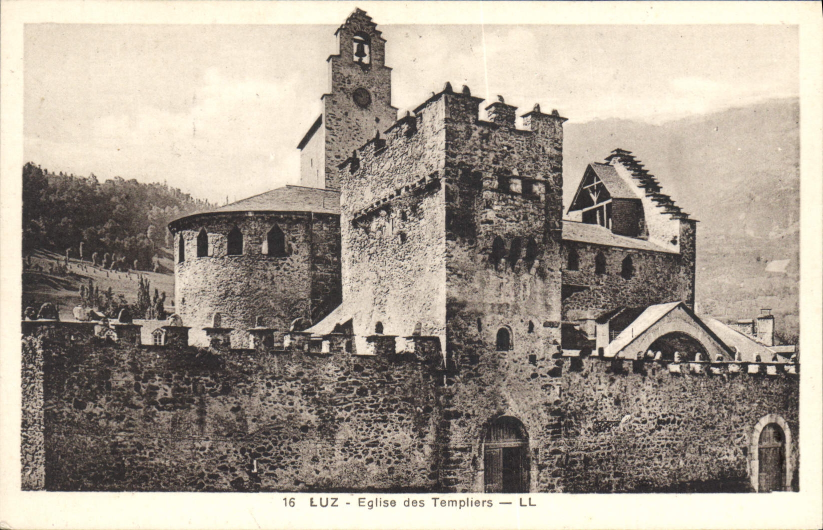 Luz - Église des Templiers — LL