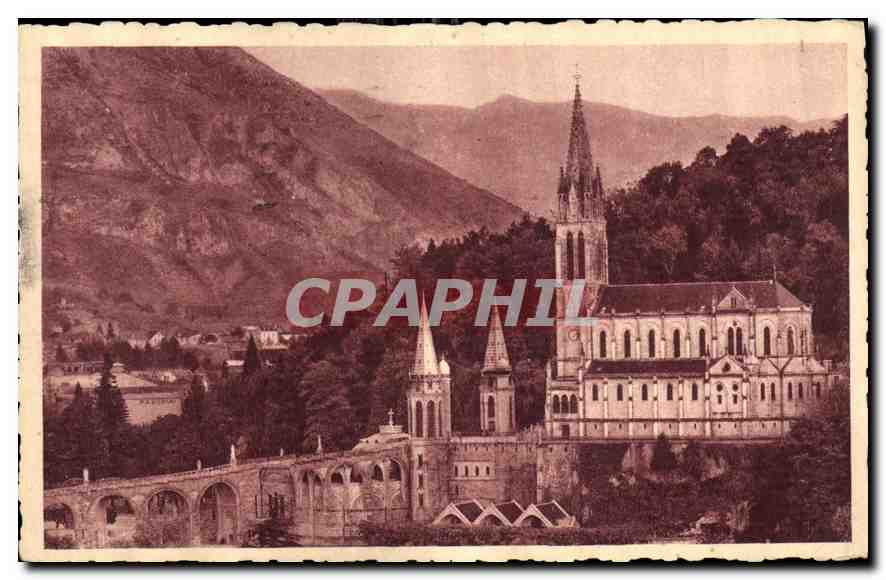 CPA Lourdes La Basilique et le Pic du Jer 