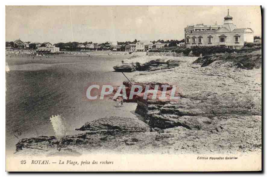 CPA Royan La Plage prise des Rochers 