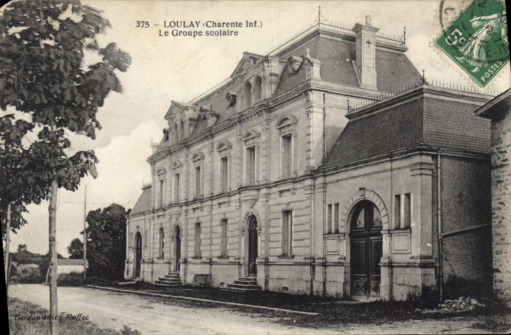 CPA Loulay Charente Inf Le Groupe scolaire 