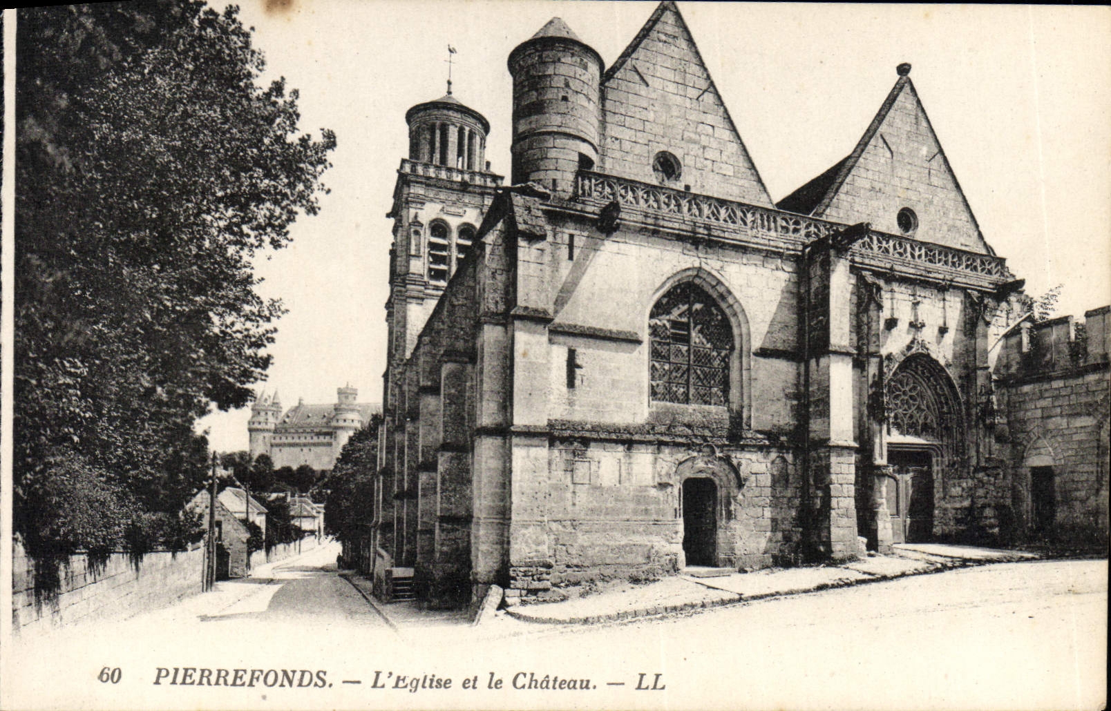 PierreFonds — L'Église et le Château — LL