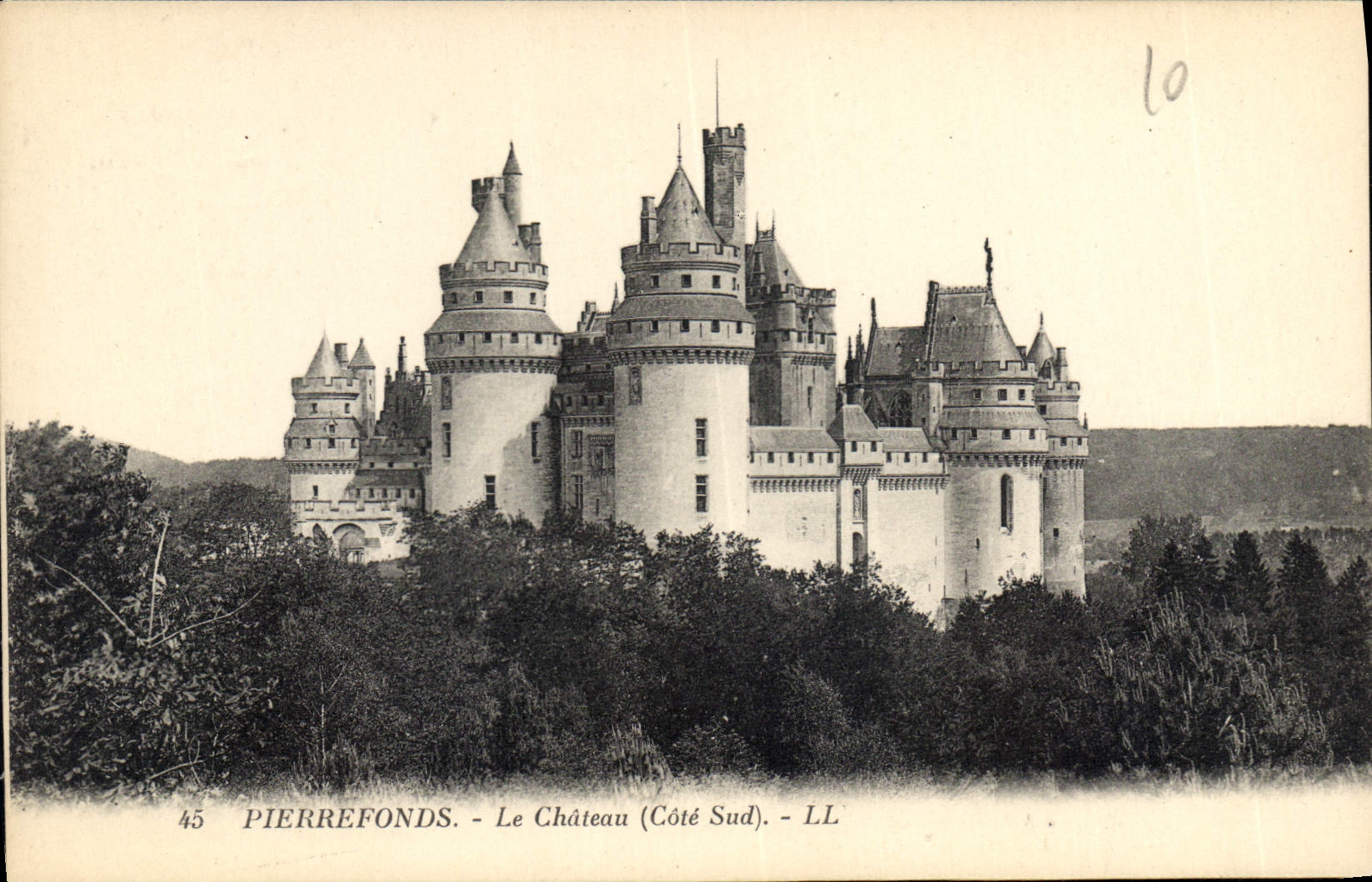 Pierrefonds — Le Château (Côté Sud) — LL