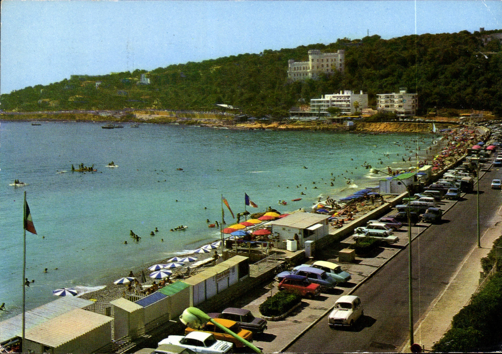 CPM Menton Cap Martin Les plages de Camoles et le Cap 