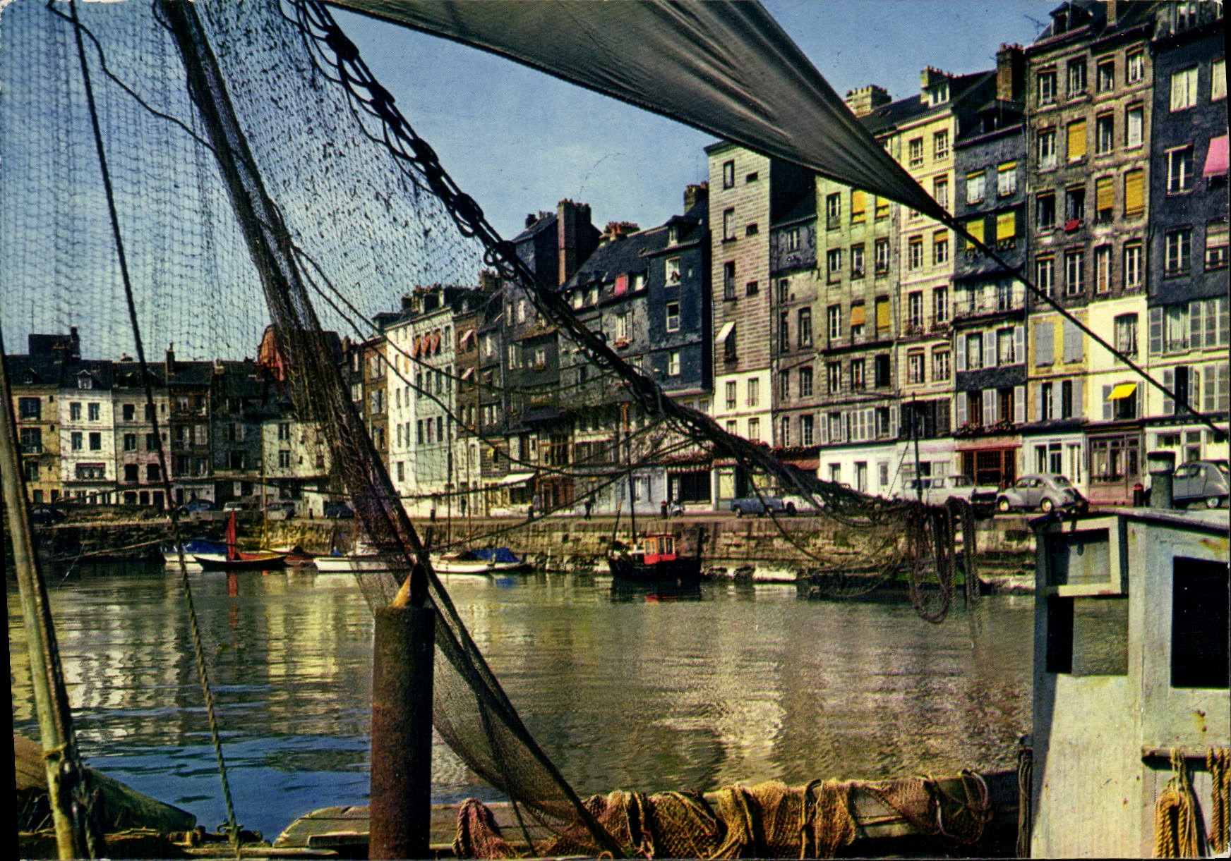 Le vieux bassin et le quai Sainte-Catherine — Honfleur — éditeur Normandie, n° 14