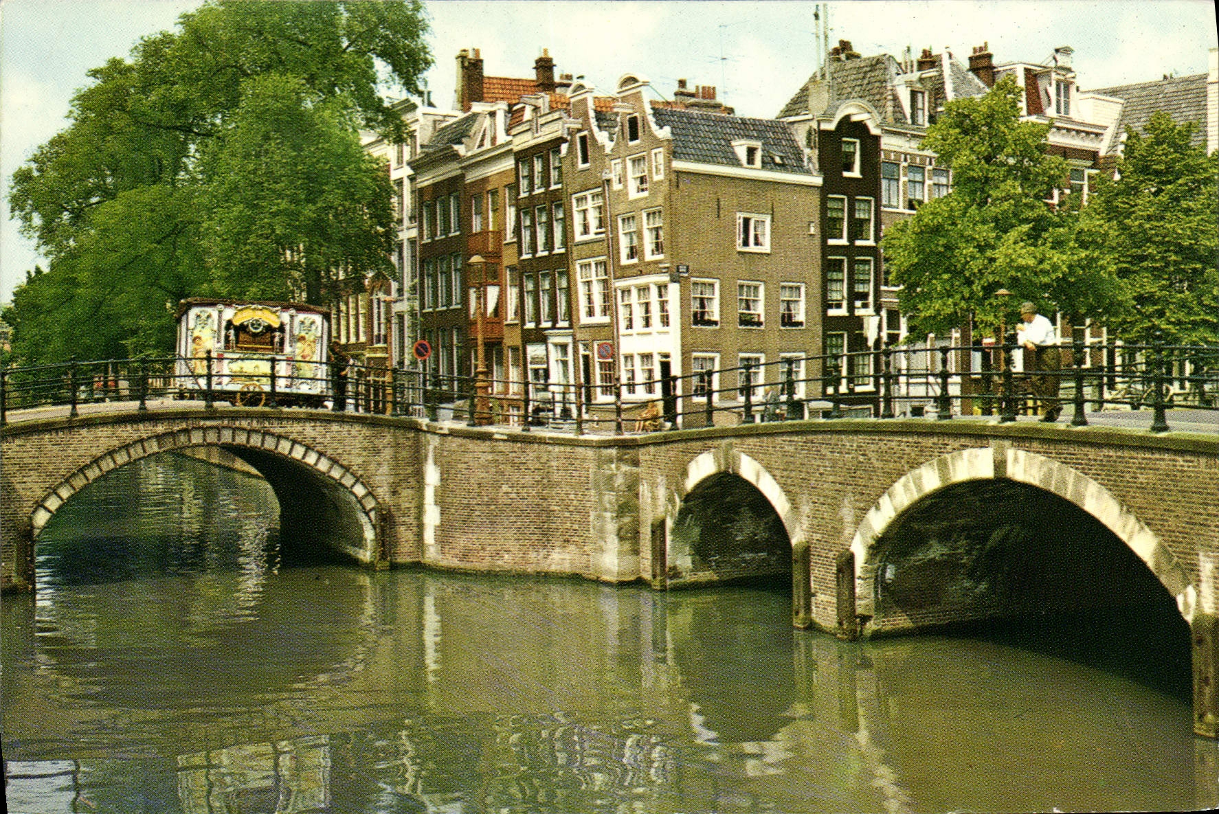 Amsterdam — Ponts sur les canaux — éditeur non visible