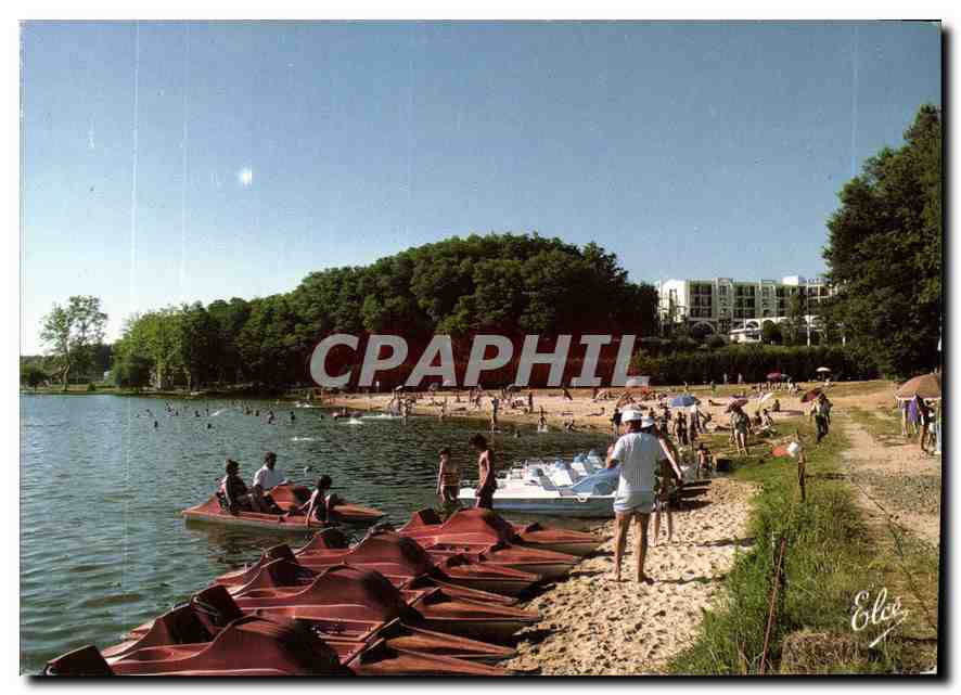 CPM Saint Paul les Dax le Lac de Christus la plage et les Pedalo
