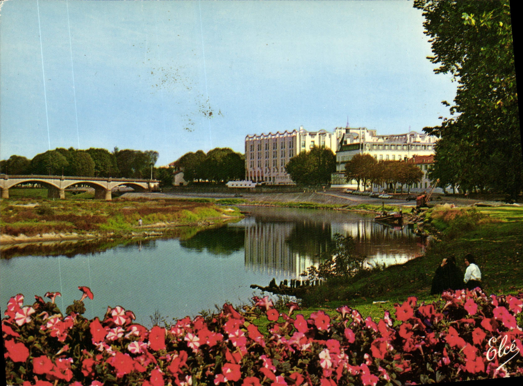 CPM Dax Landes le Pont sur l'Adour et le Splendid 