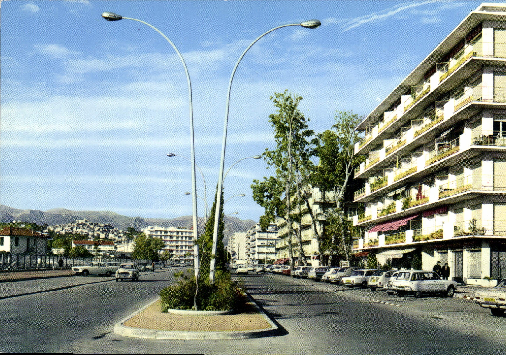 Boulevard J.F. Kennedy — Gros-de-Cagnes — Éditions MAH