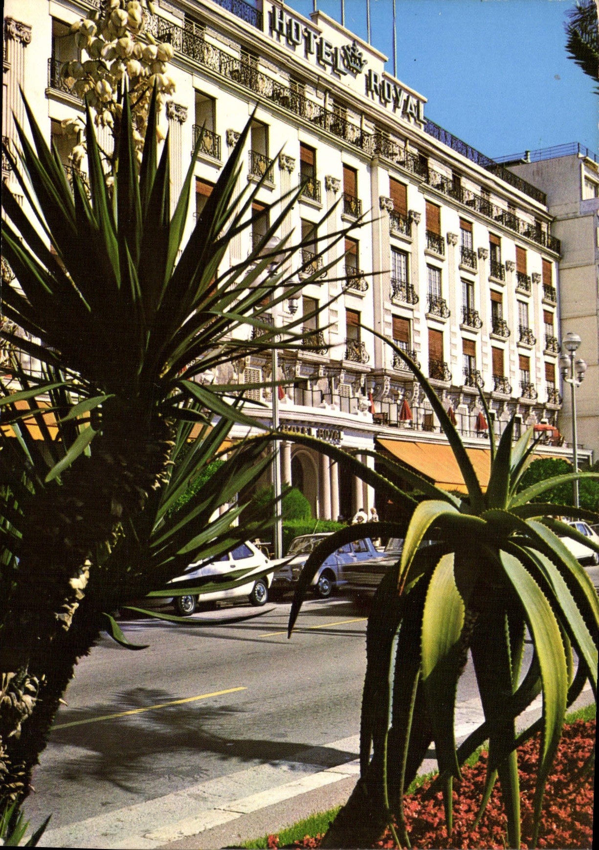CPM Nice Cote d'Azur Promenade des Anglais Hotel Royal 