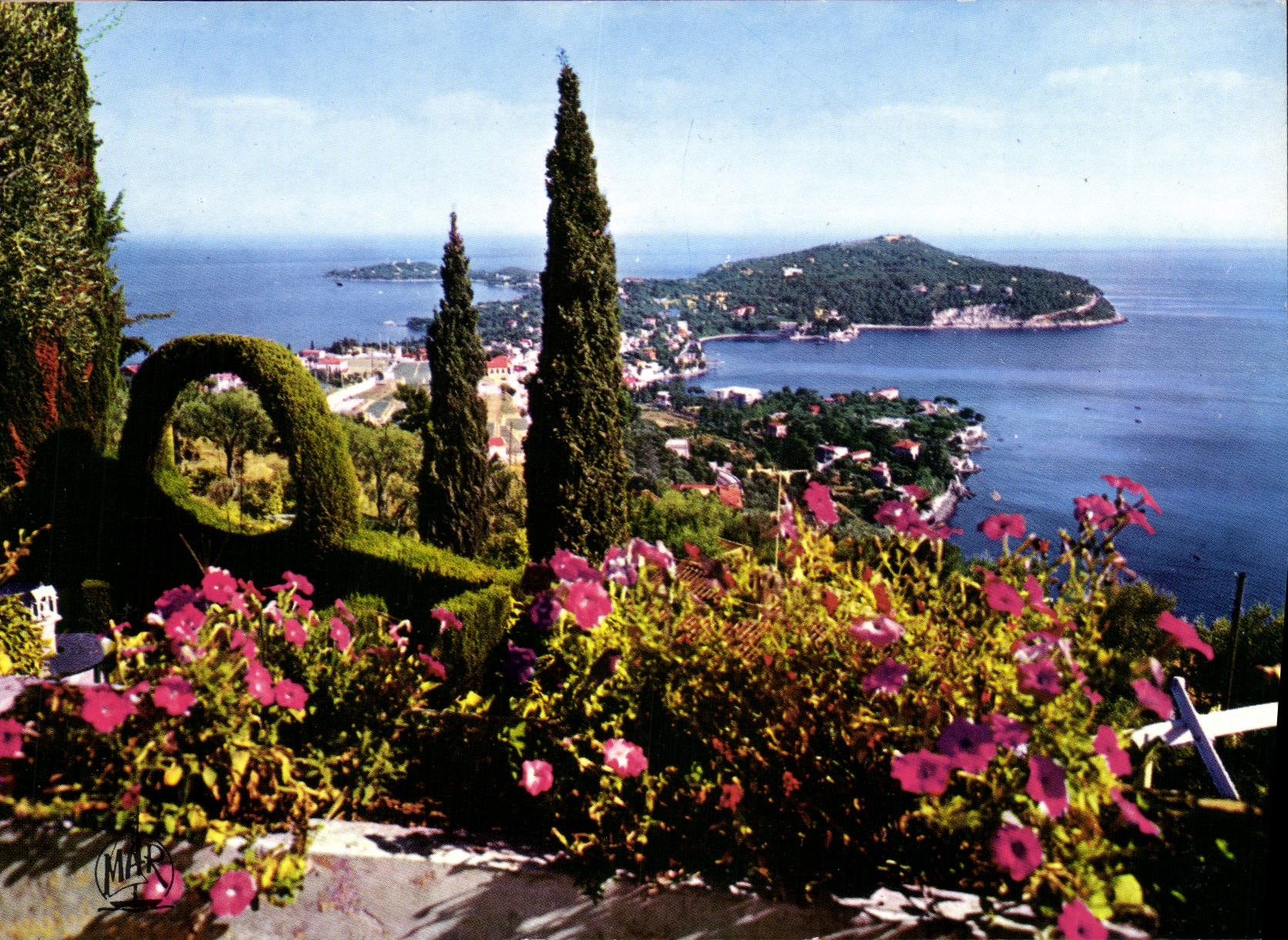 Le Cap Ferrat — Vue panoramique — Les Éditions «MAR»