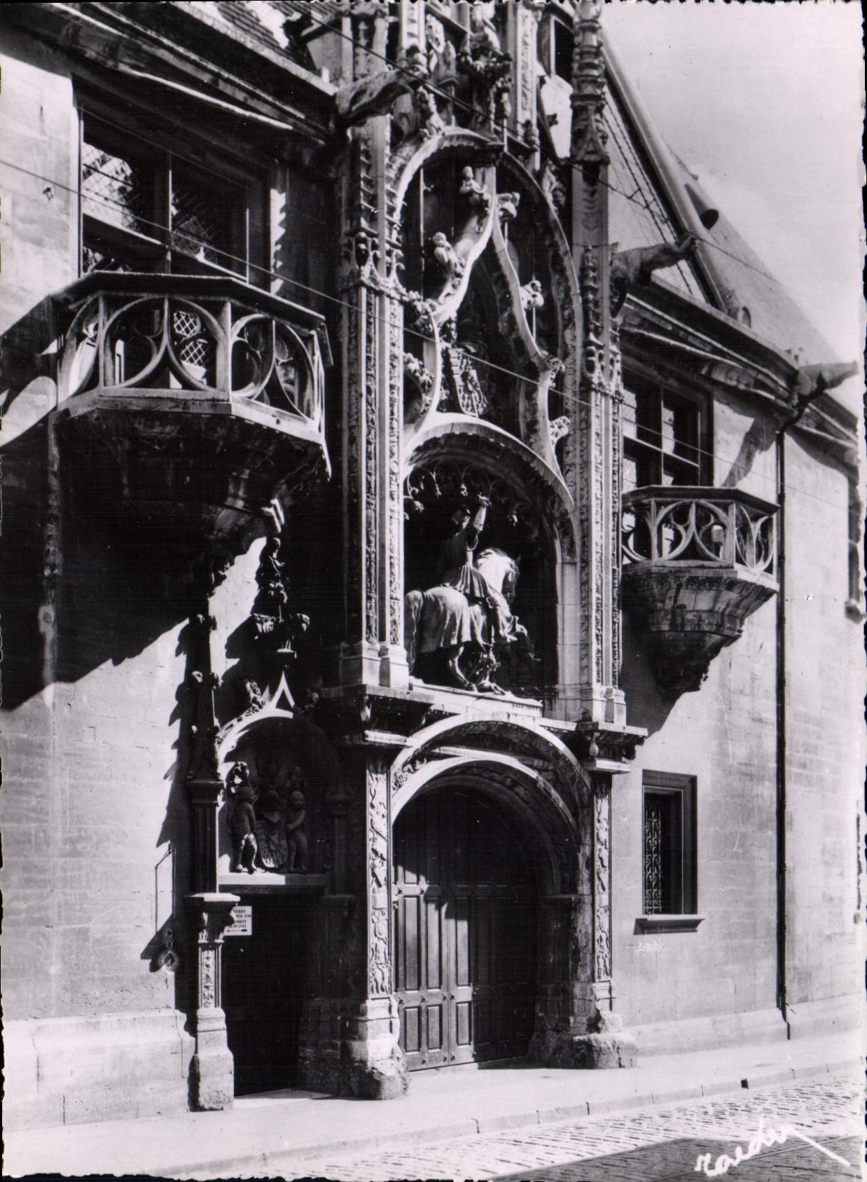 Nancy — Entrée du Musée Lorrain — Édition des Éditions Reader, 19, rue Stanislas, Nancy
