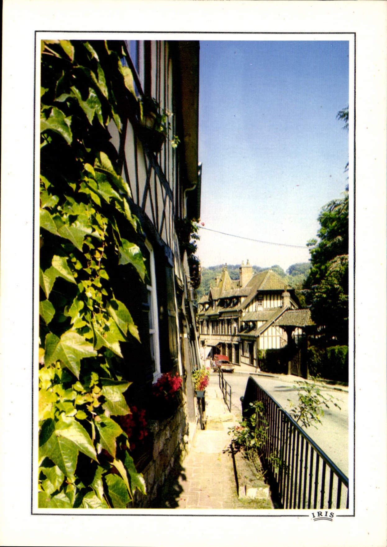 Lyons-La-Forêt — Maison de Lyons et Maison de M. Ravel — éditeur IRIS