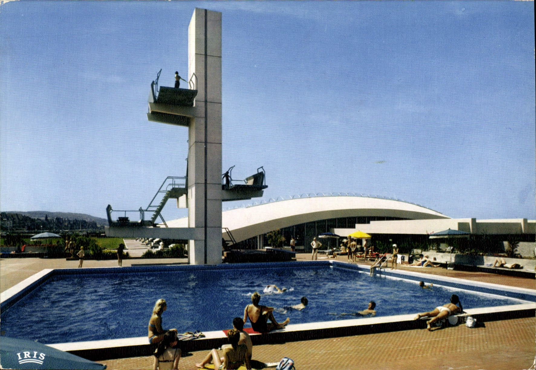 Piscine olympique de Deauville — Plage fleurie — éditeur Lumicad, série (69)