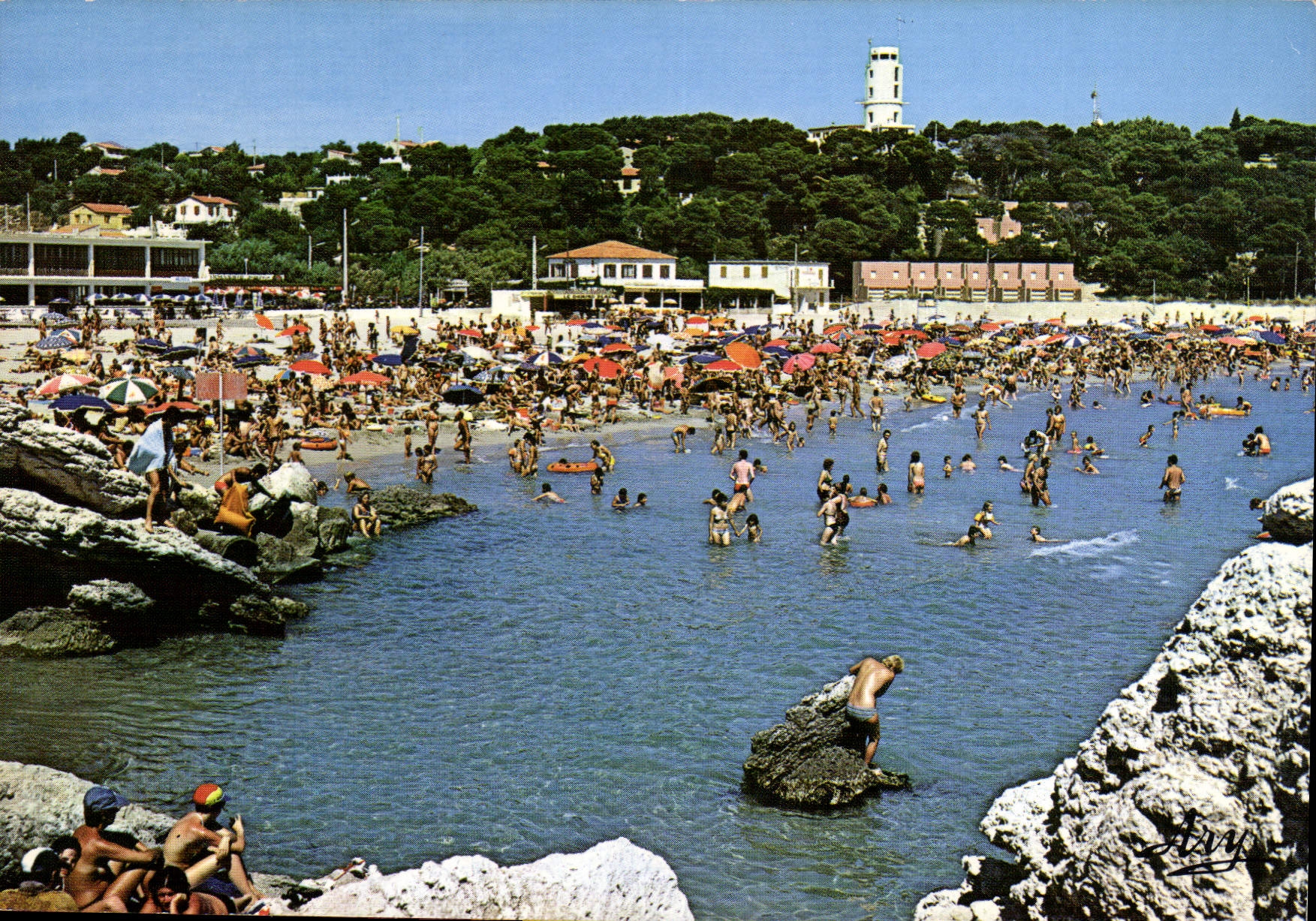 CPM La Cote Bleur La Couronne Plage du Verdon 
