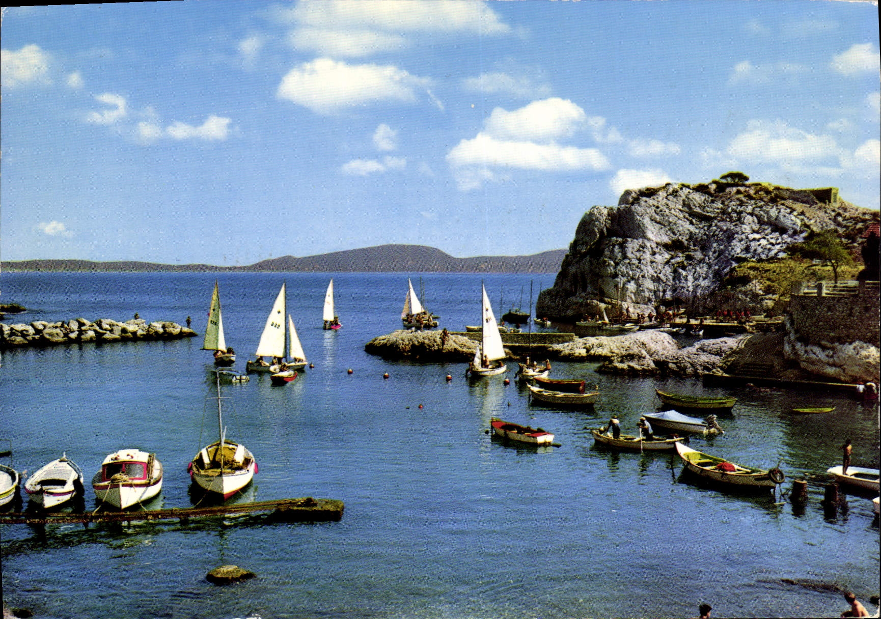 Calanque de Niolon - Segelschiffe im Hafen — Arycolor, n°770