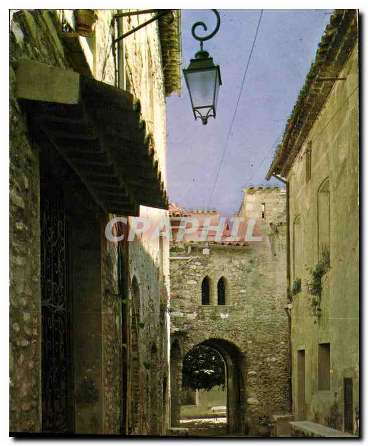 CPM Cote d'Azur Saint Paul Alpes Maritimes Une Rue du Village 