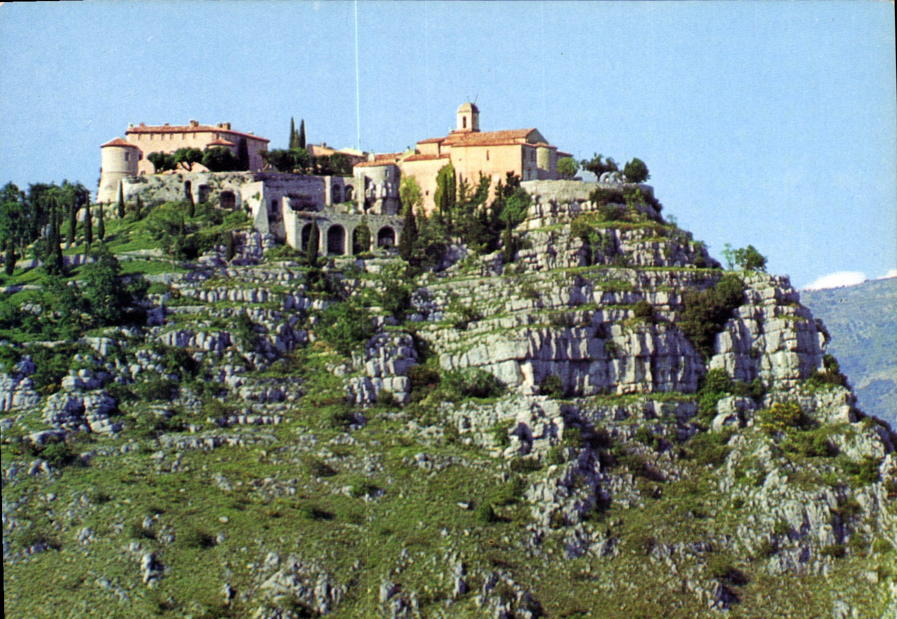 Gourdon (A.M.) — pittoreskes Dorf auf dem Gipfel des Berges — Les Éditions Mar, Boulevard de Cimiez, Nice