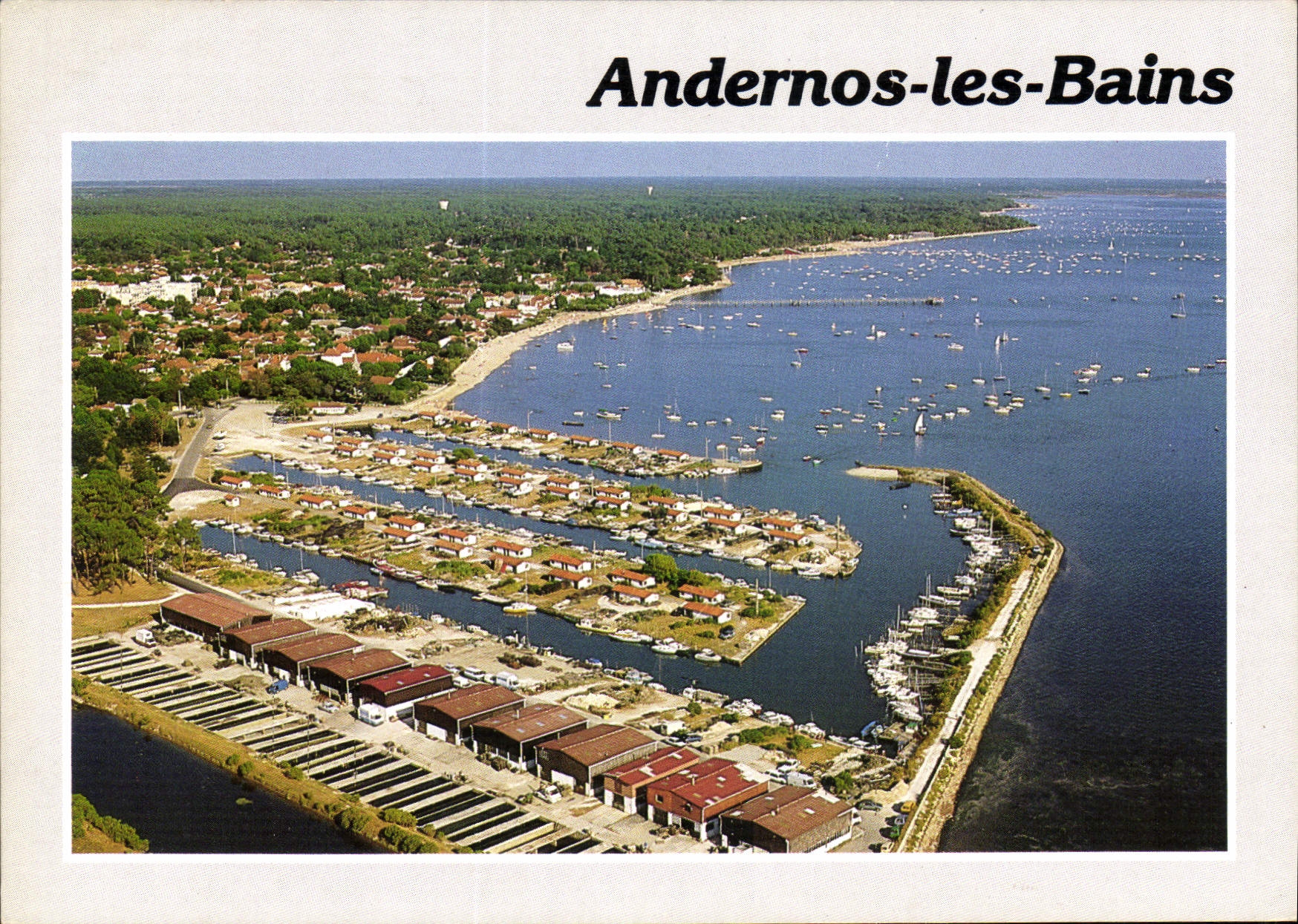 Aéropostale d'Andernos-les-Bains — vue aérienne du port et de la plage — Éditions Combier / Mâcon