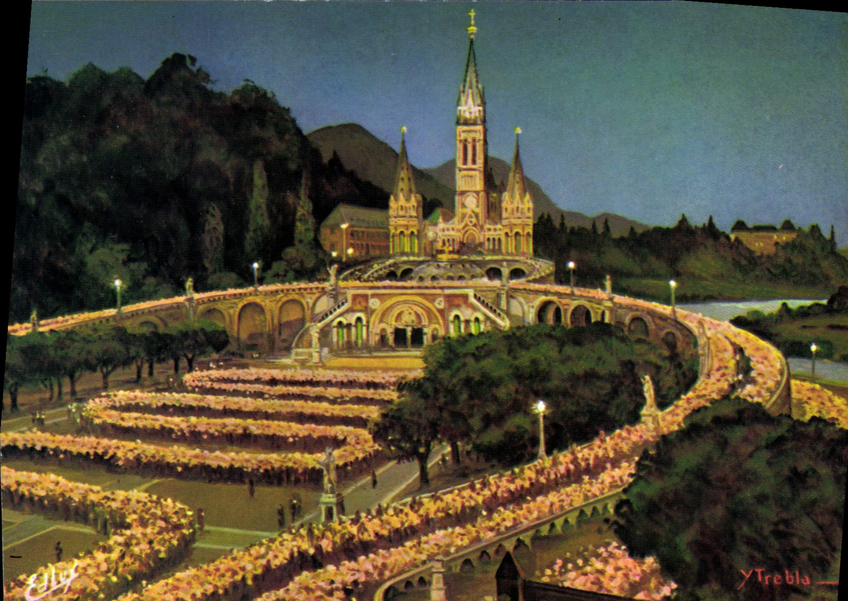 CPM Lourdes La Basilique illuminee et la Procession aux flambeaux 