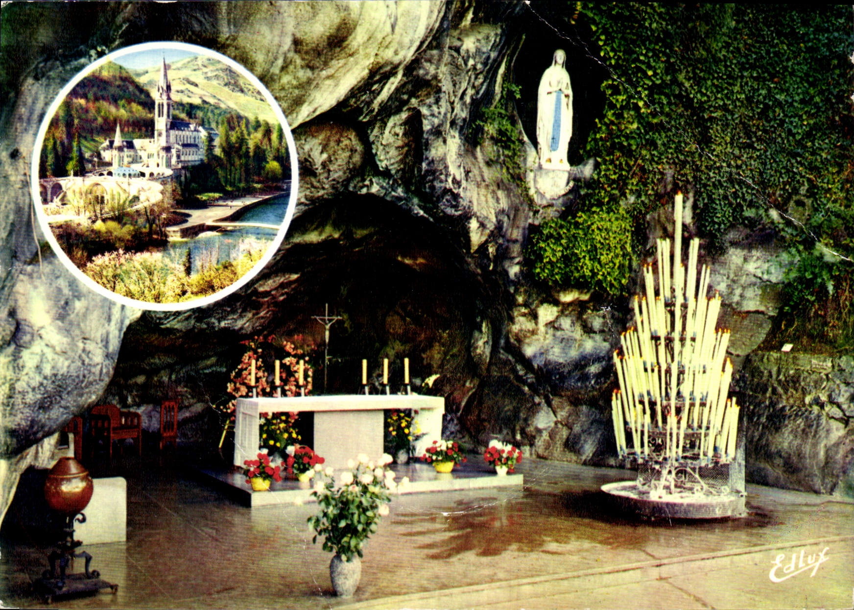 CPM Lourdes la Grotte Miraculeuse 