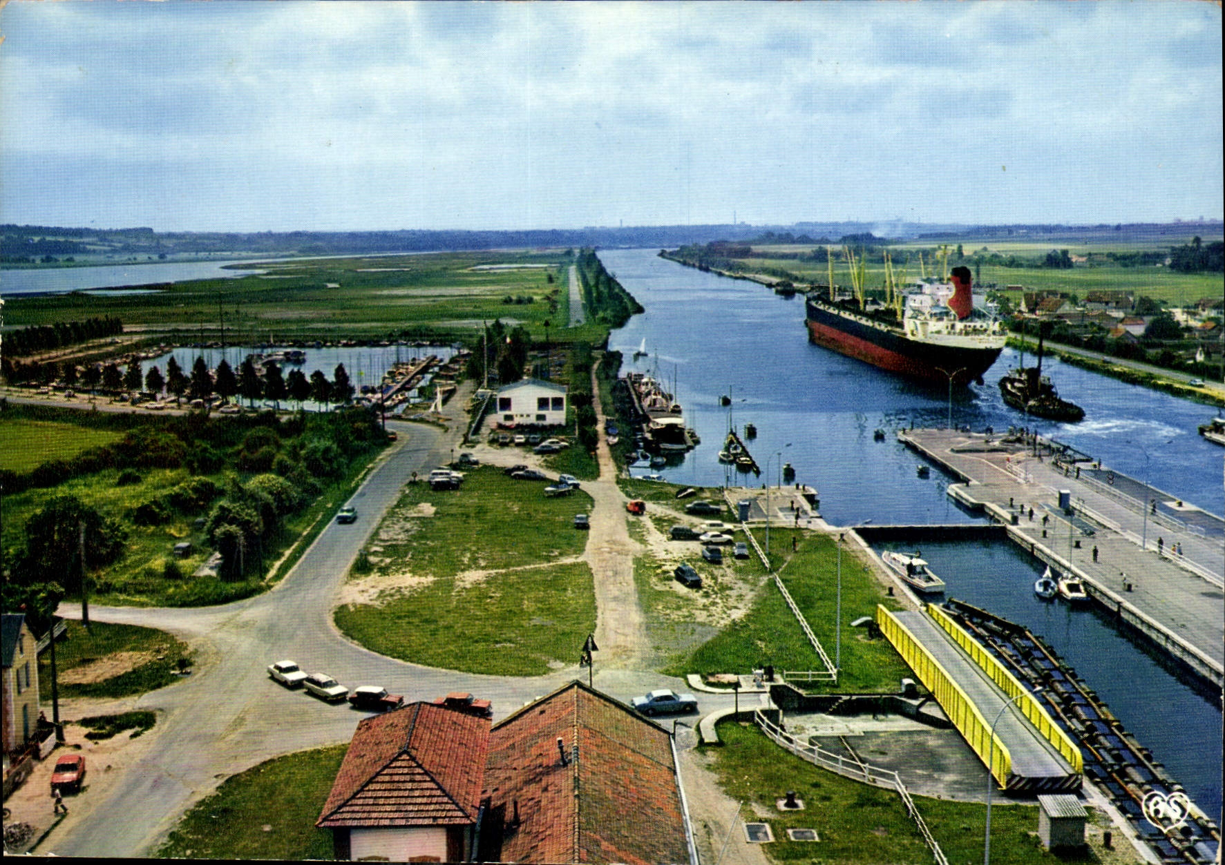 Canal de la Riva-Bella — vue aérienne du barrage et du grand bateau — éditeur Mexichrome