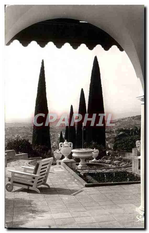Vue d'un jardin à l'italienne — Le Cannet-Côte d'Azur — Éditions Simba