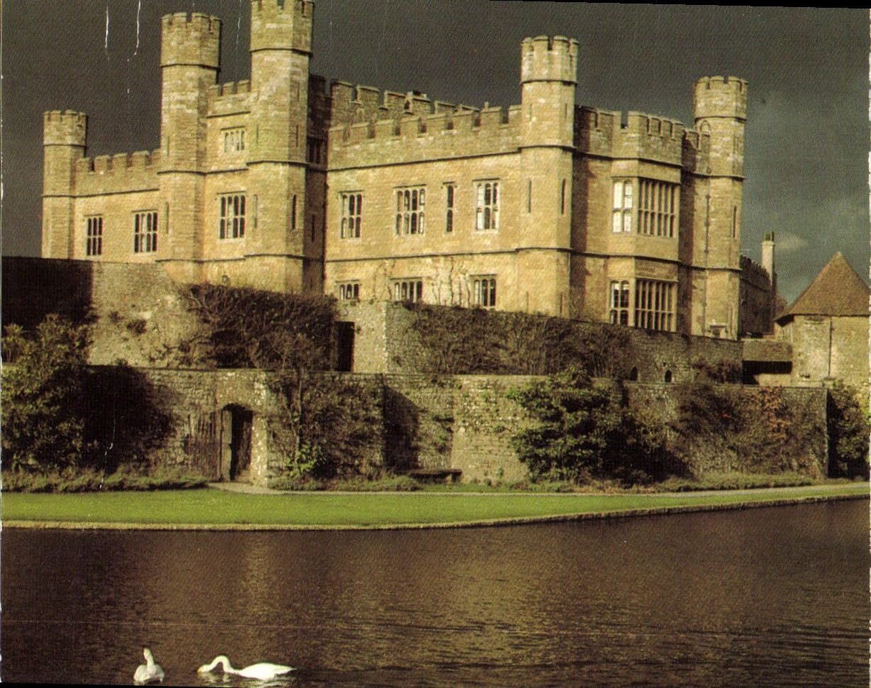 CPM Leeds Castle near Maidstone Kent 