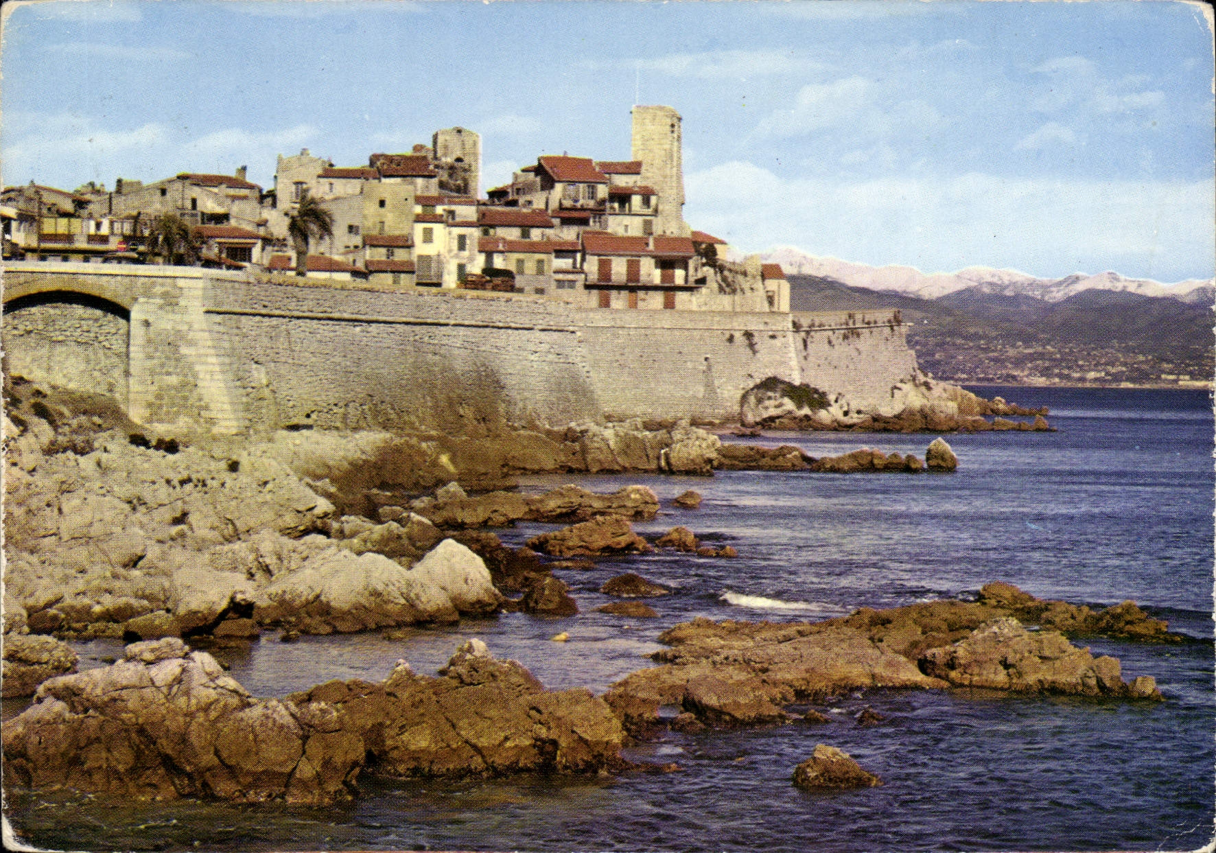 Les Vieux Remparts d'Antibes — Les Sites Merveilleux de la Côte d'Azur — Éditions A.D.I. à Nice