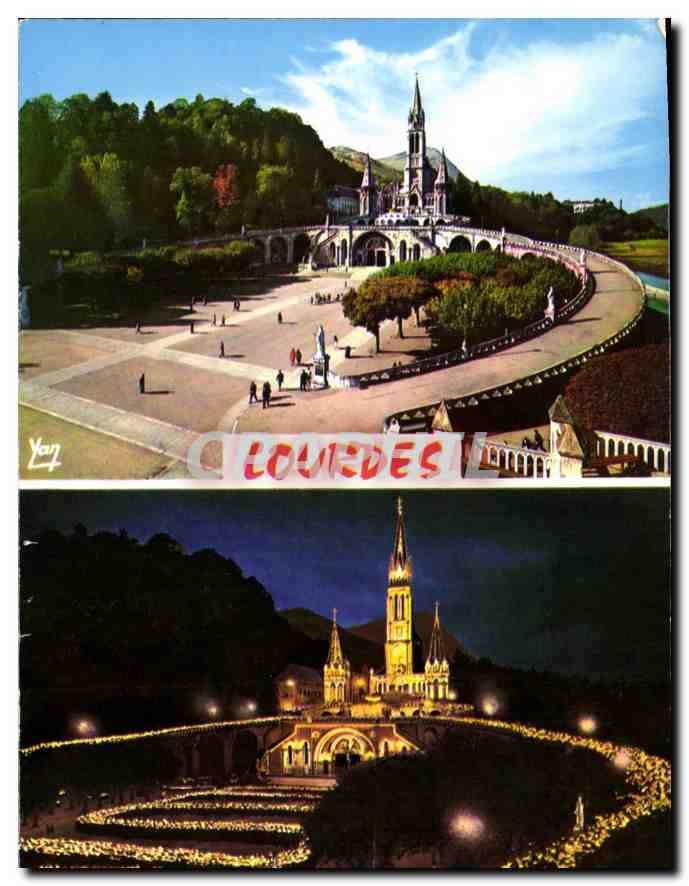 CPM Lourdes  La Basilique illuminee pendant la Procession aux Flambeaux 